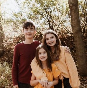 Meet your Posher, Corrie